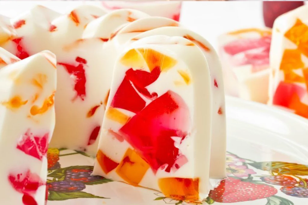 طرز تهیه دسر با شیر و نشاسته و ژله